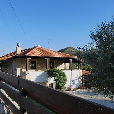 Lola'S Cottage & Garden Kalokhorio Exterior foto